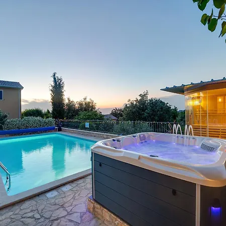 In Istria With Pool And Sauna