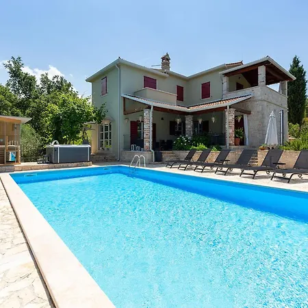 In Istria With Pool And Sauna * Poreč